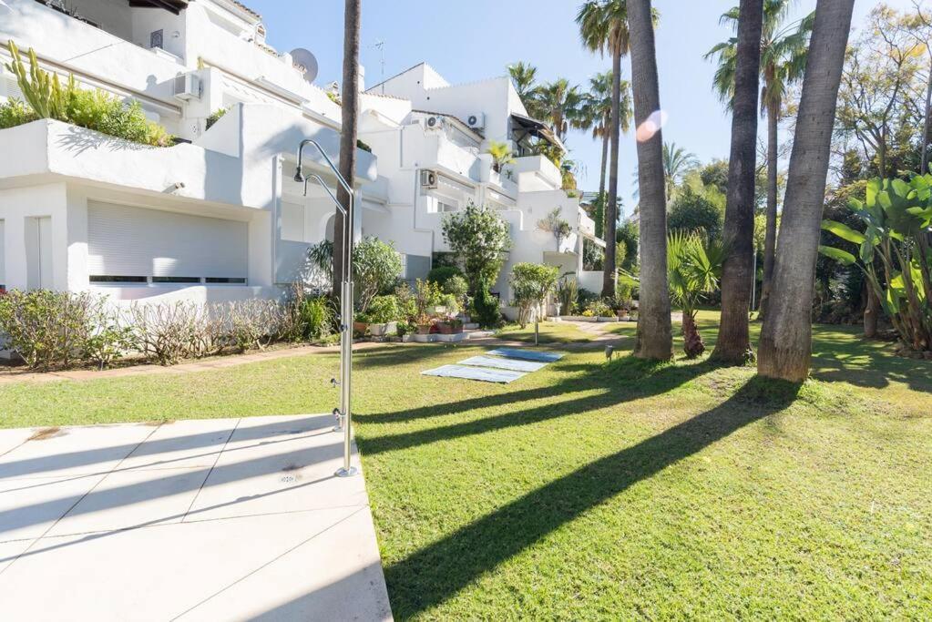 Incredible Luxury Location In Puerto Banus Beach For Families Марбелья Экстерьер фото