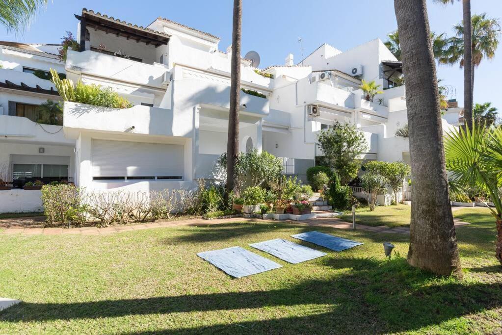 Incredible Luxury Location In Puerto Banus Beach For Families Марбелья Экстерьер фото