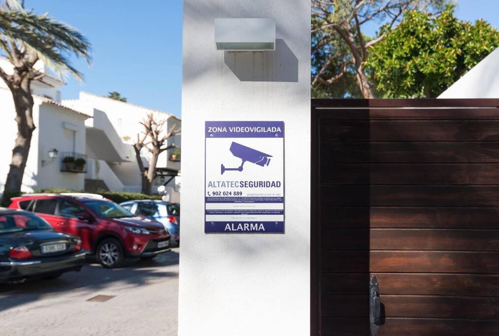 Incredible Luxury Location In Puerto Banus Beach For Families Марбелья Экстерьер фото