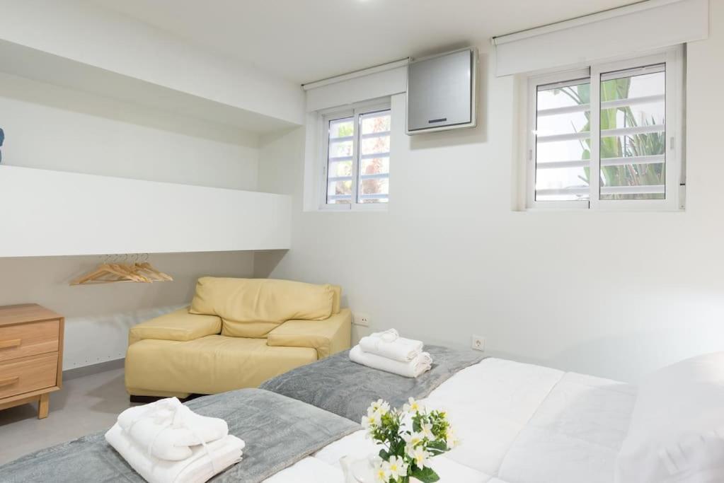 Incredible Luxury Location In Puerto Banus Beach For Families Марбелья Экстерьер фото