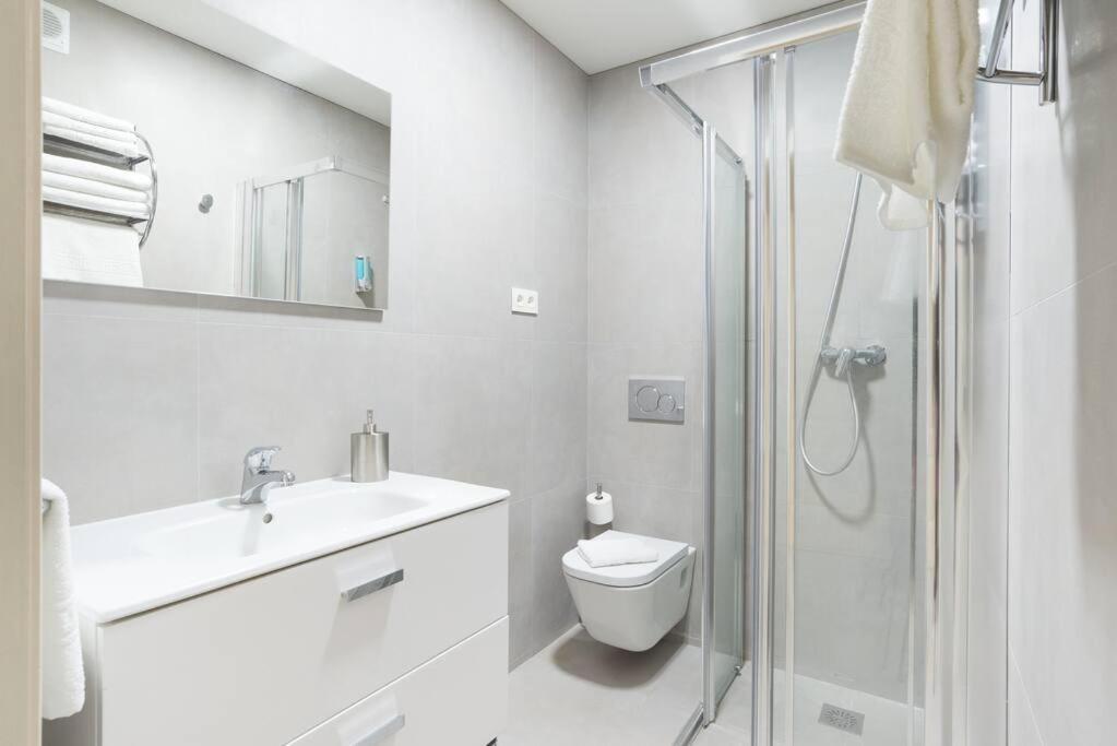 Incredible Luxury Location In Puerto Banus Beach For Families Марбелья Экстерьер фото