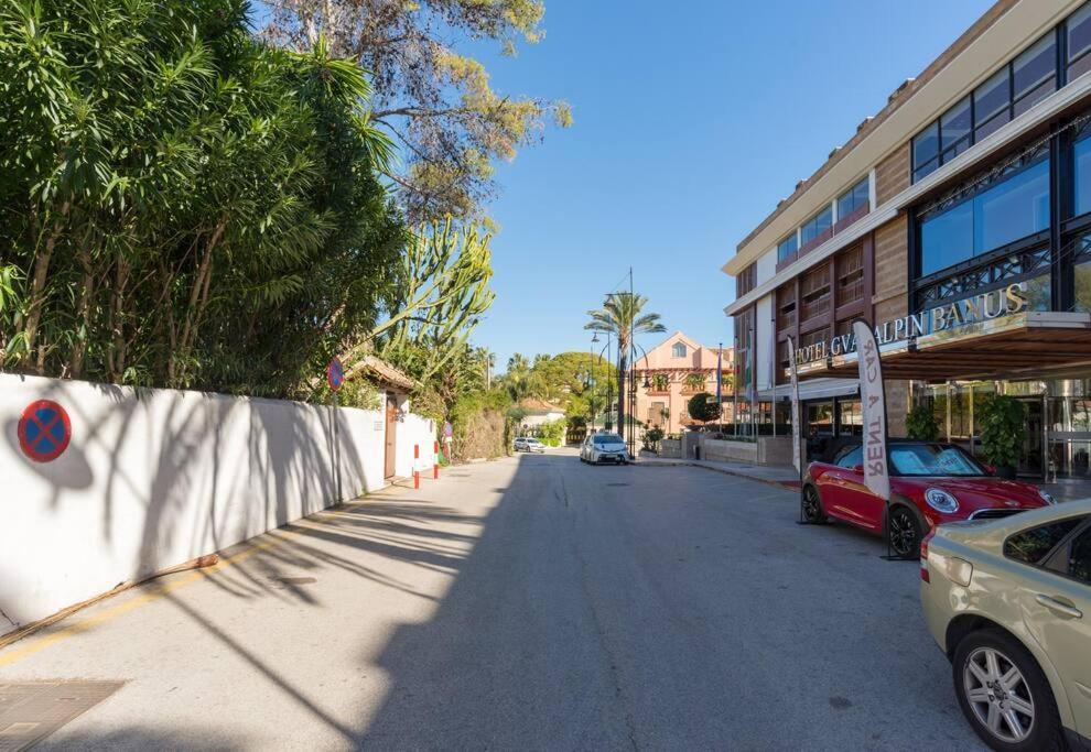 Incredible Luxury Location In Puerto Banus Beach For Families Марбелья Экстерьер фото
