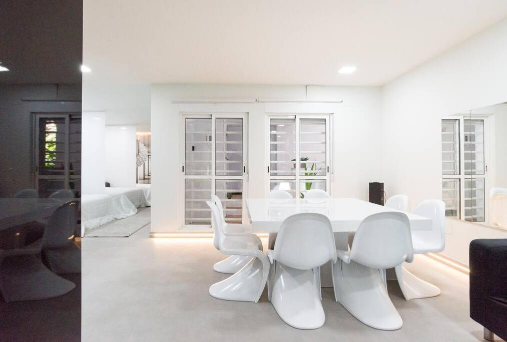 Incredible Luxury Location In Puerto Banus Beach For Families Марбелья Экстерьер фото