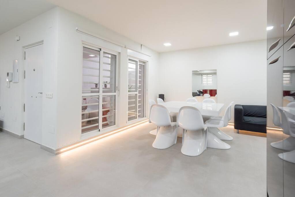 Incredible Luxury Location In Puerto Banus Beach For Families Марбелья Экстерьер фото
