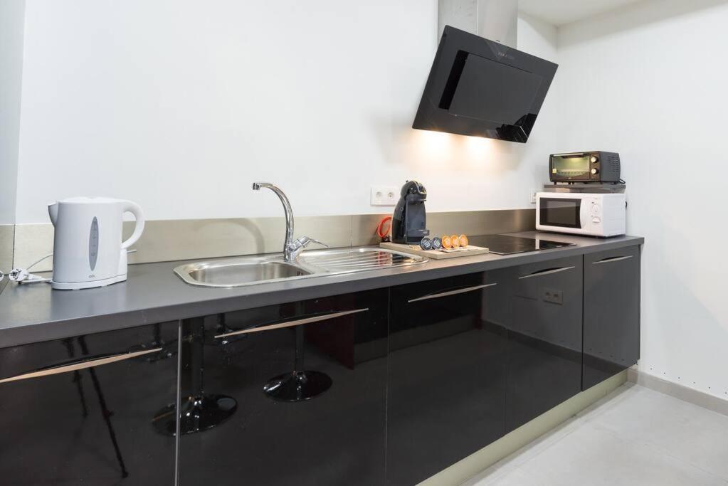 Incredible Luxury Location In Puerto Banus Beach For Families Марбелья Экстерьер фото